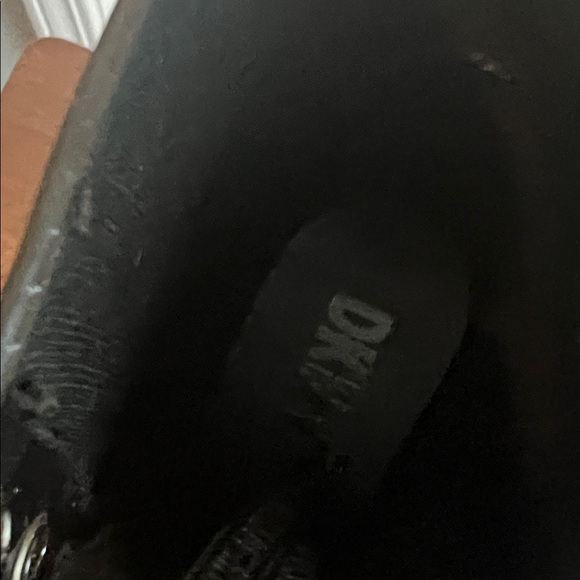 EUC DKNY Black Patent Leather Rain Lace-Up Boots Size 7 - Picture 9 of 10